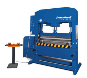 Hydraulic frame press with folding device  RP A